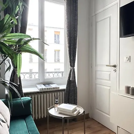 1587 - Cozy In Apartamento París